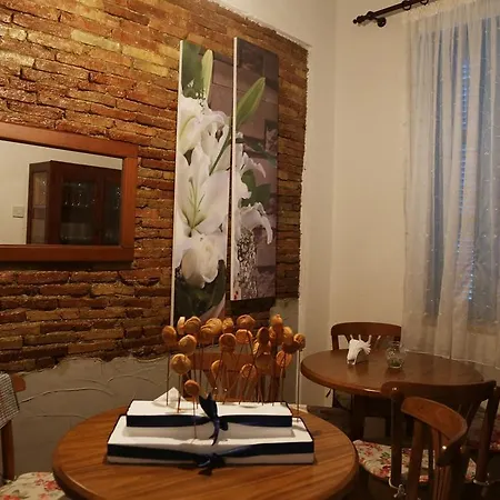 Bed & Breakfast Cypriot Swallow Boutique 3*