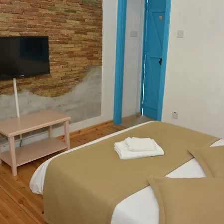 Bed & Breakfast Cypriot Swallow Boutique Nicosia