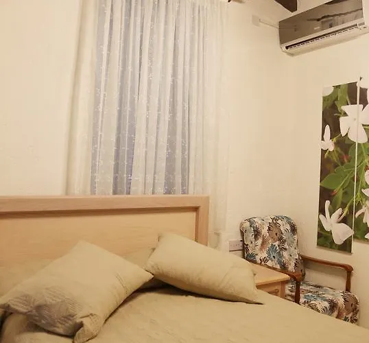 Cypriot Swallow Boutique Panzió