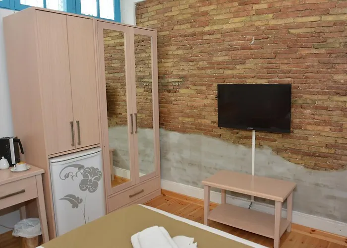 Cypriot Swallow Boutique Panzió 4*