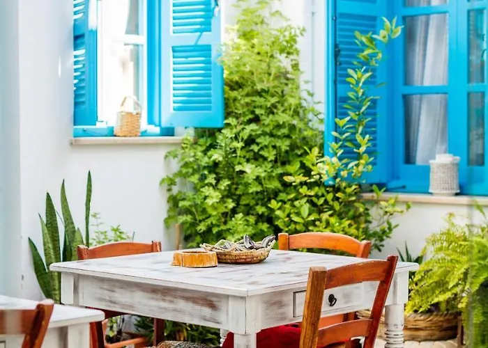 Cypriot Swallow Boutique Panzió 4*