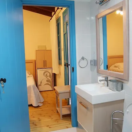 Bed and Breakfast Cypriot Swallow Boutique 3*