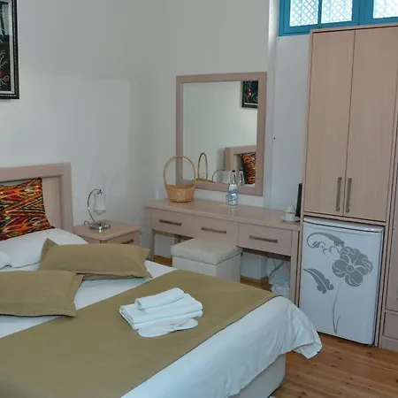 Bed & Breakfast Cypriot Swallow Boutique 4*