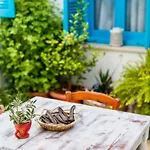 Bed & Breakfast Cypriot Swallow Boutique