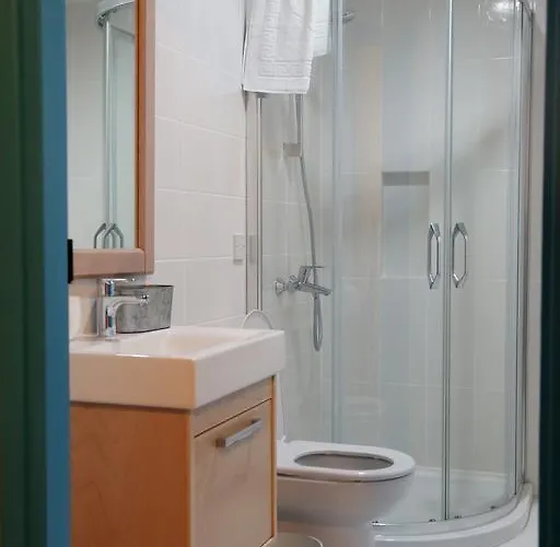 Cypriot Swallow Boutique Panzió 4*